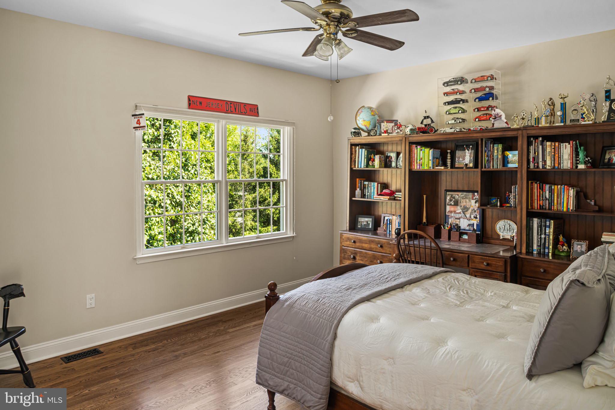 RIVER CROSSING - Residential