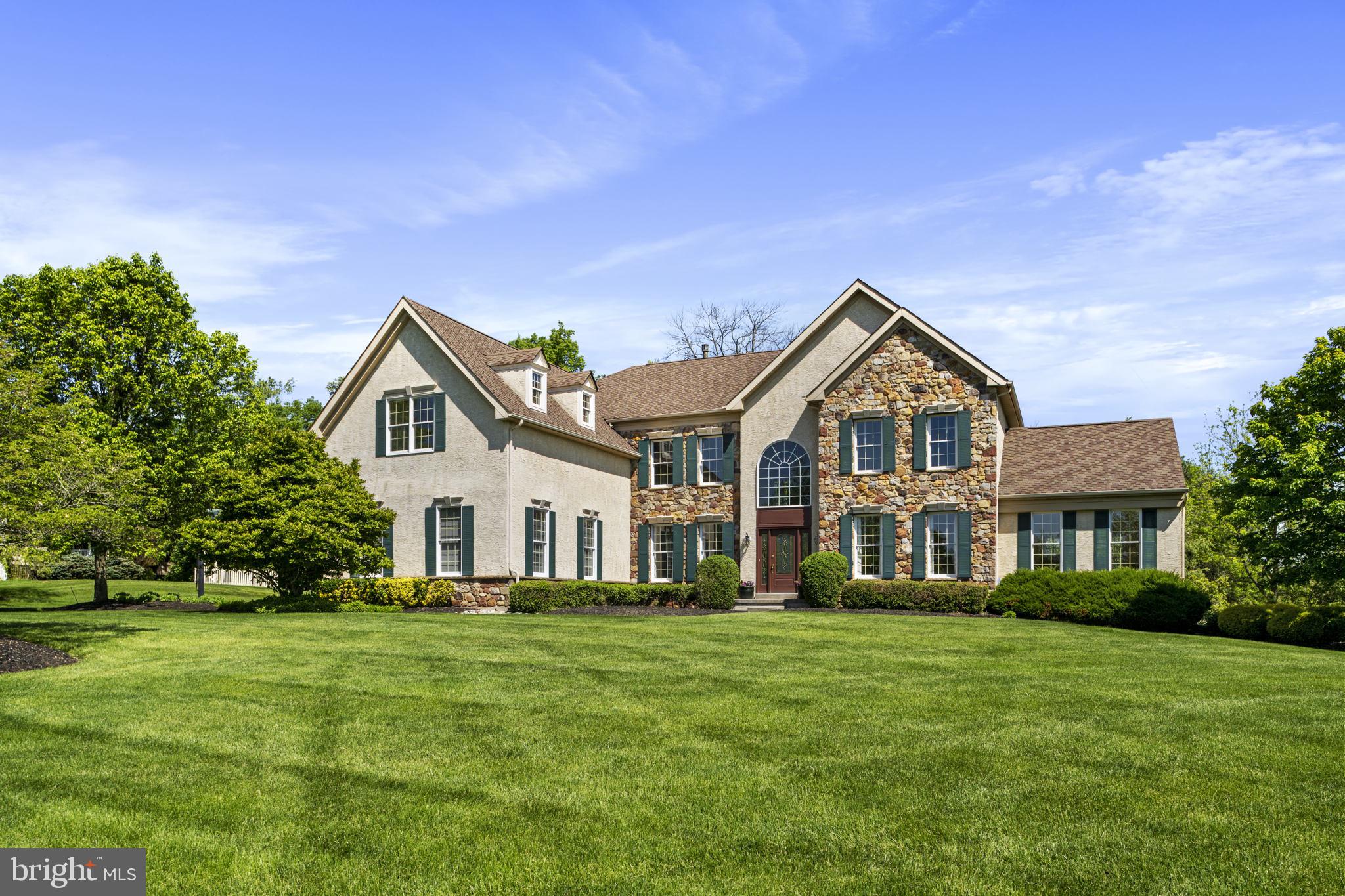 RIVER CROSSING - Residential
