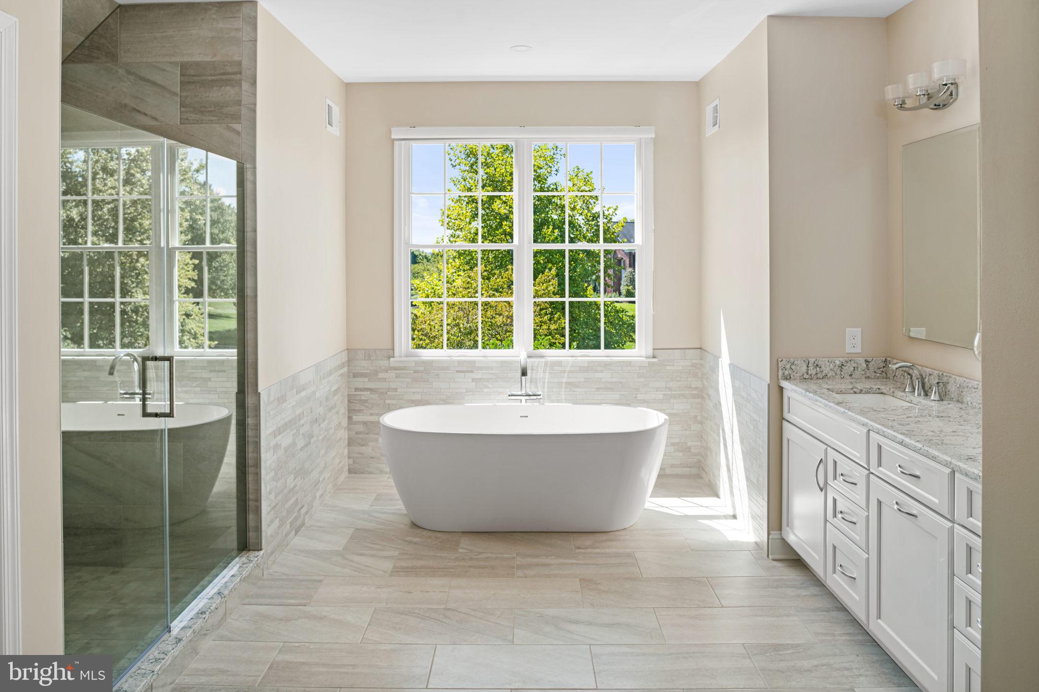 RIVER CROSSING - Residential