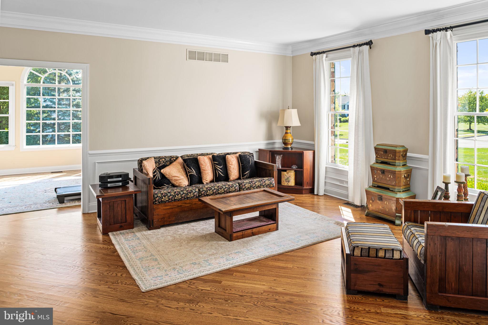 RIVER CROSSING - Residential