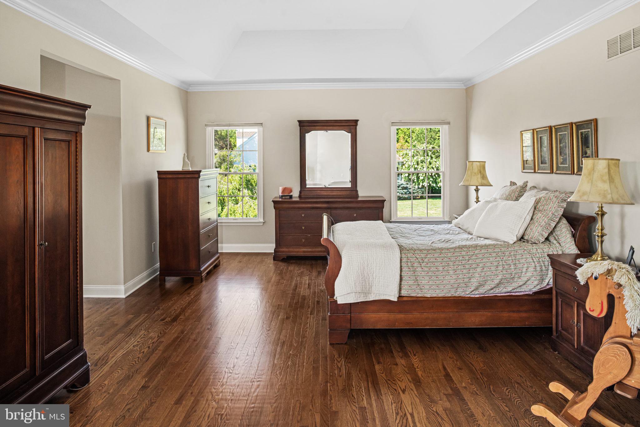 RIVER CROSSING - Residential