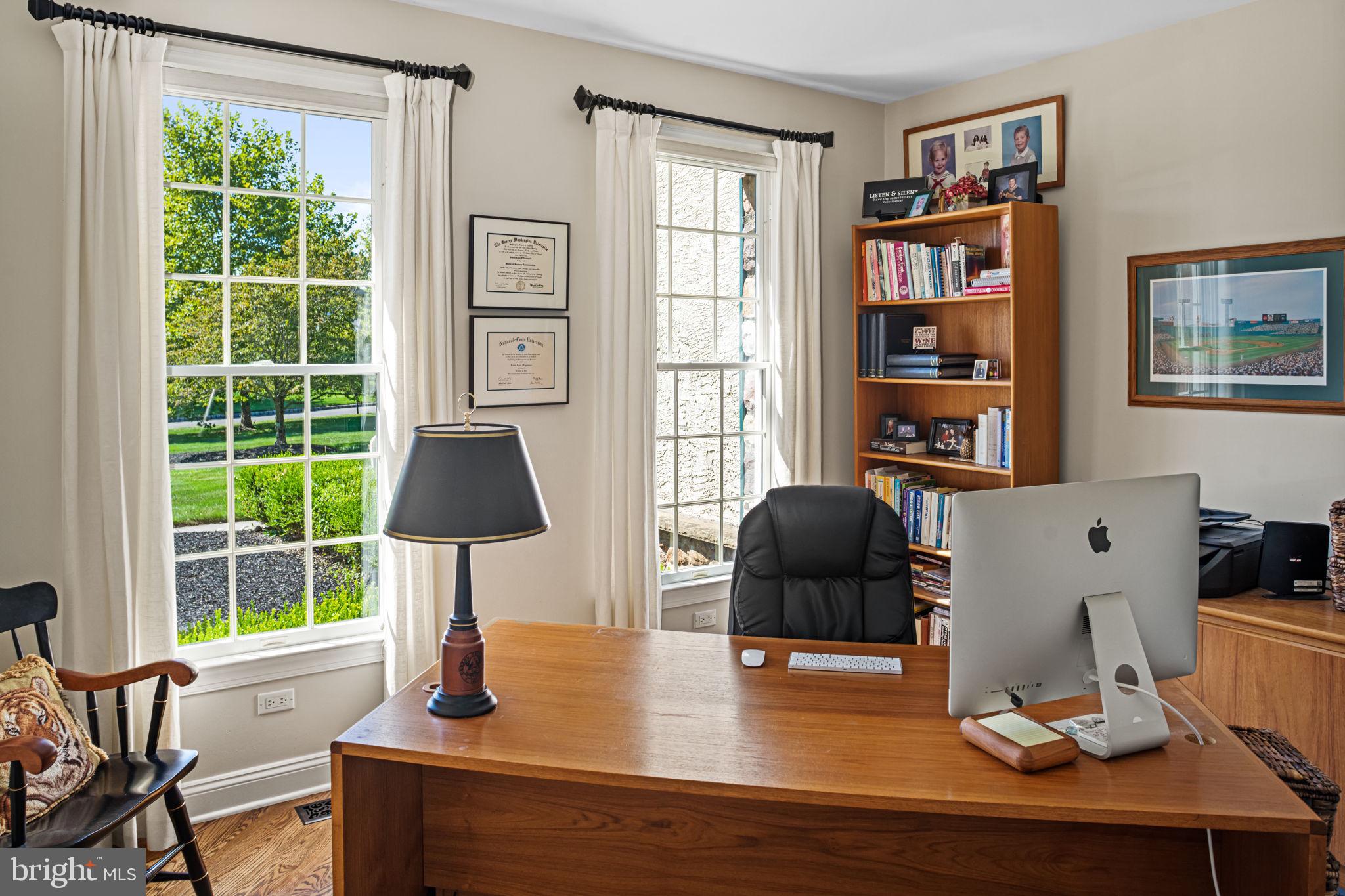 RIVER CROSSING - Residential