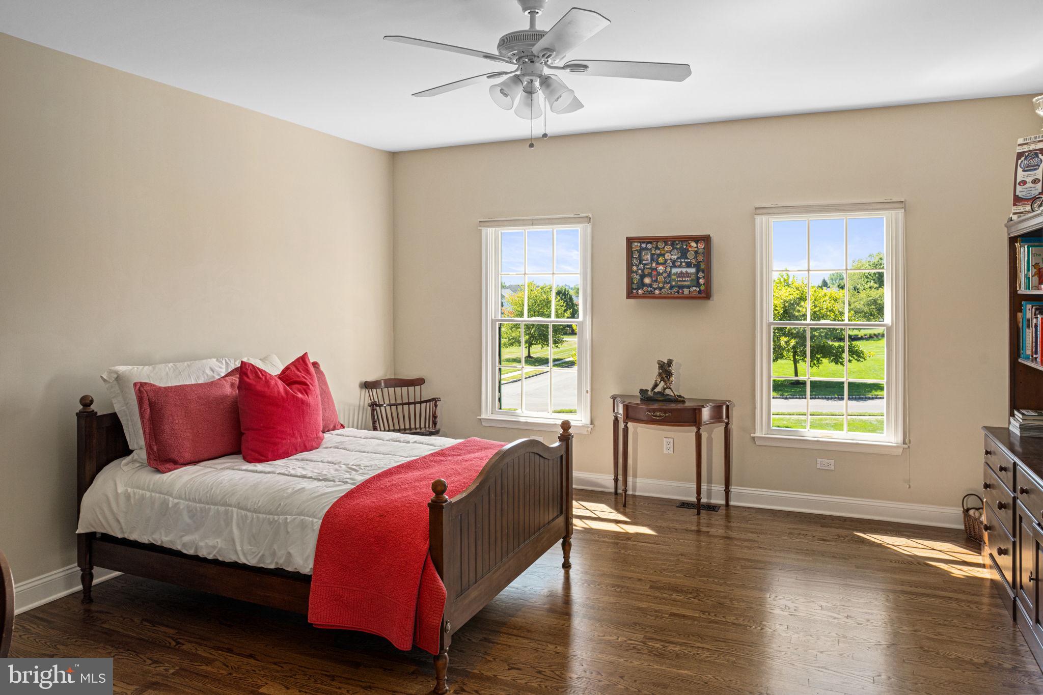 RIVER CROSSING - Residential