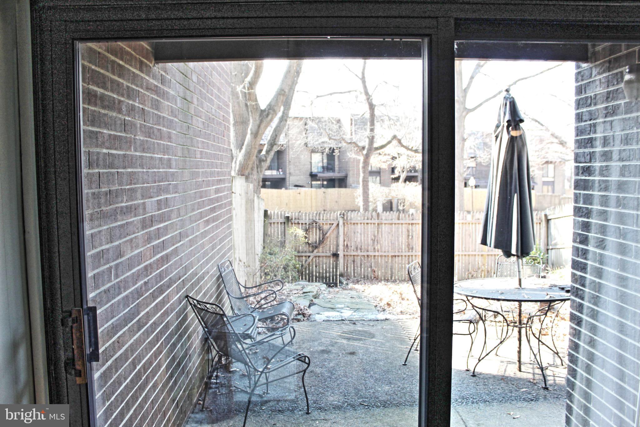 BRISTOW VILLAGE - Residential