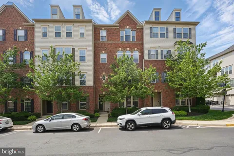 25961 Braided Mane Terrace, Aldie, VA MLS: VALO2095514