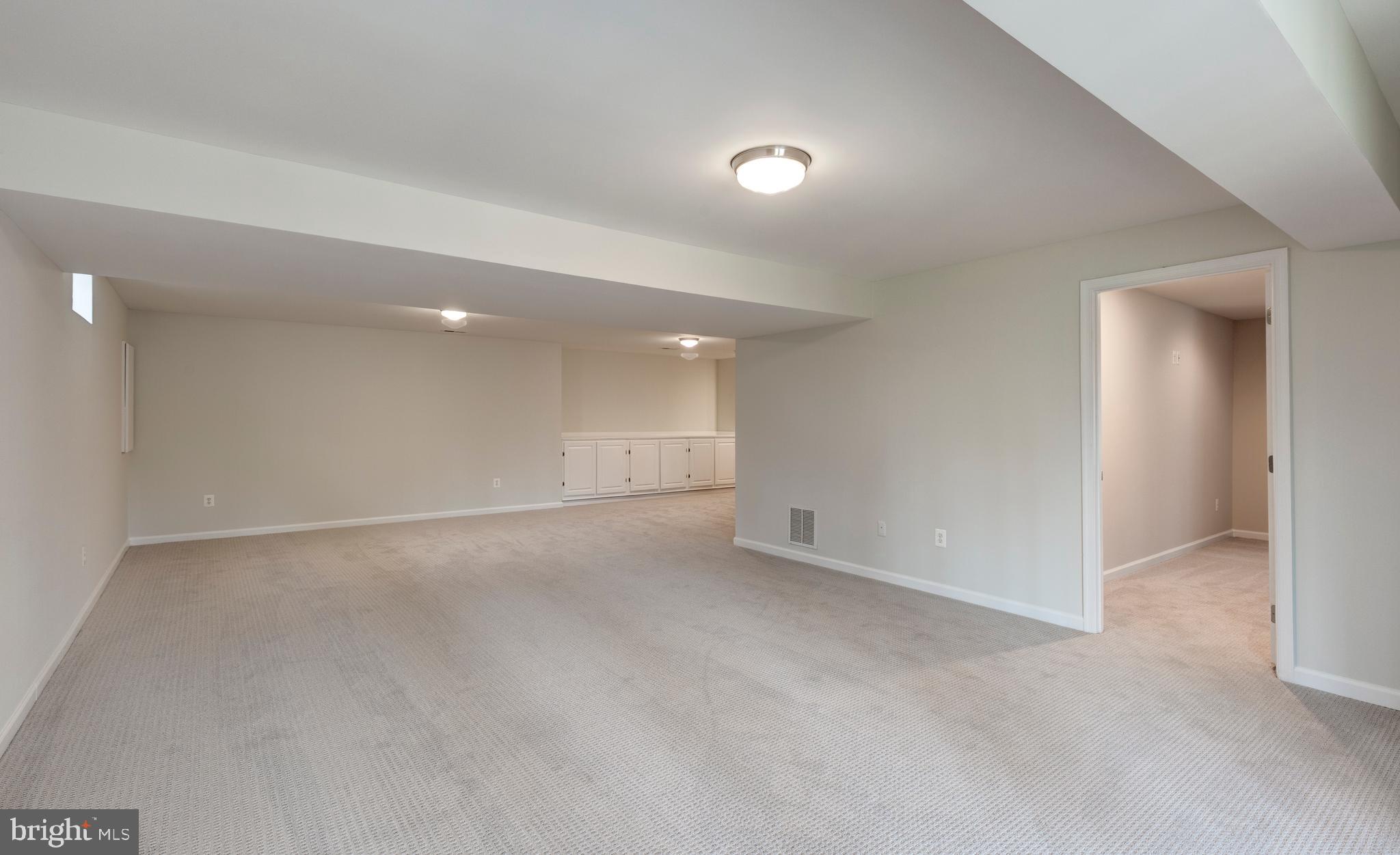 PEMBROOK WOODS - Residential