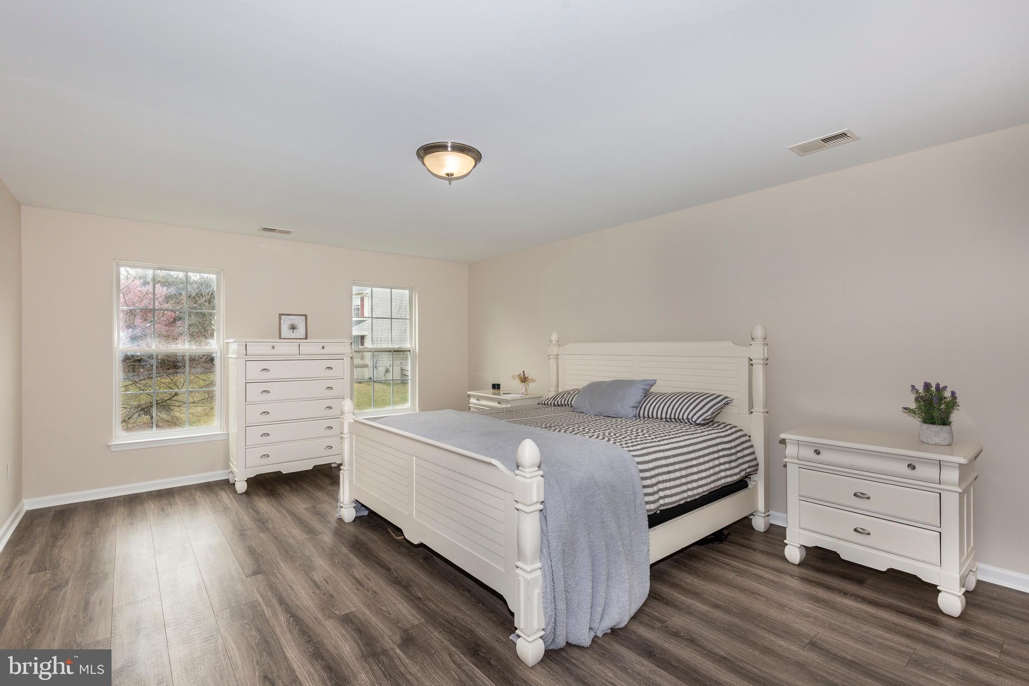 PEMBROOK WOODS - Residential