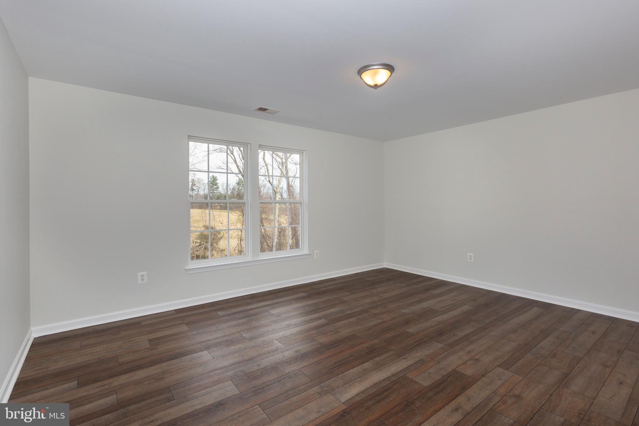 PEMBROOK WOODS - Residential