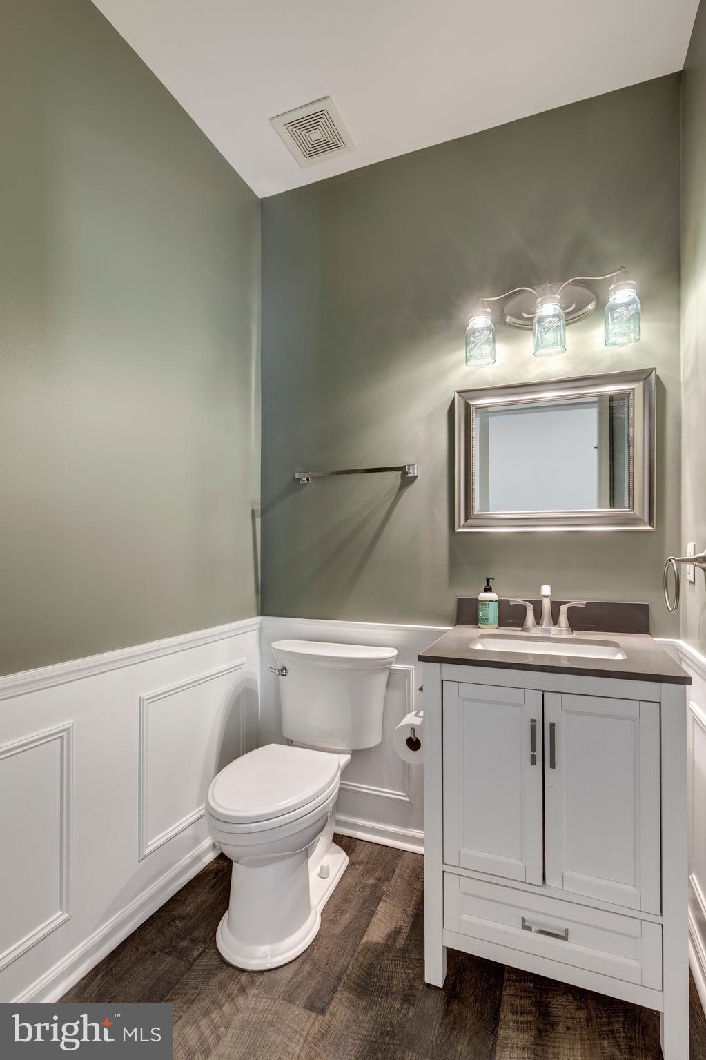 PEMBROOK WOODS - Residential