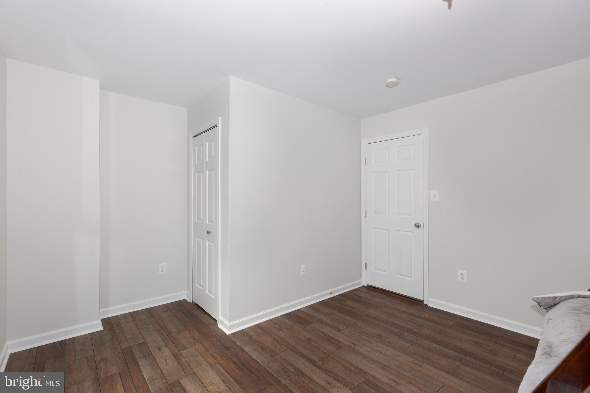 PEMBROOK WOODS - Residential