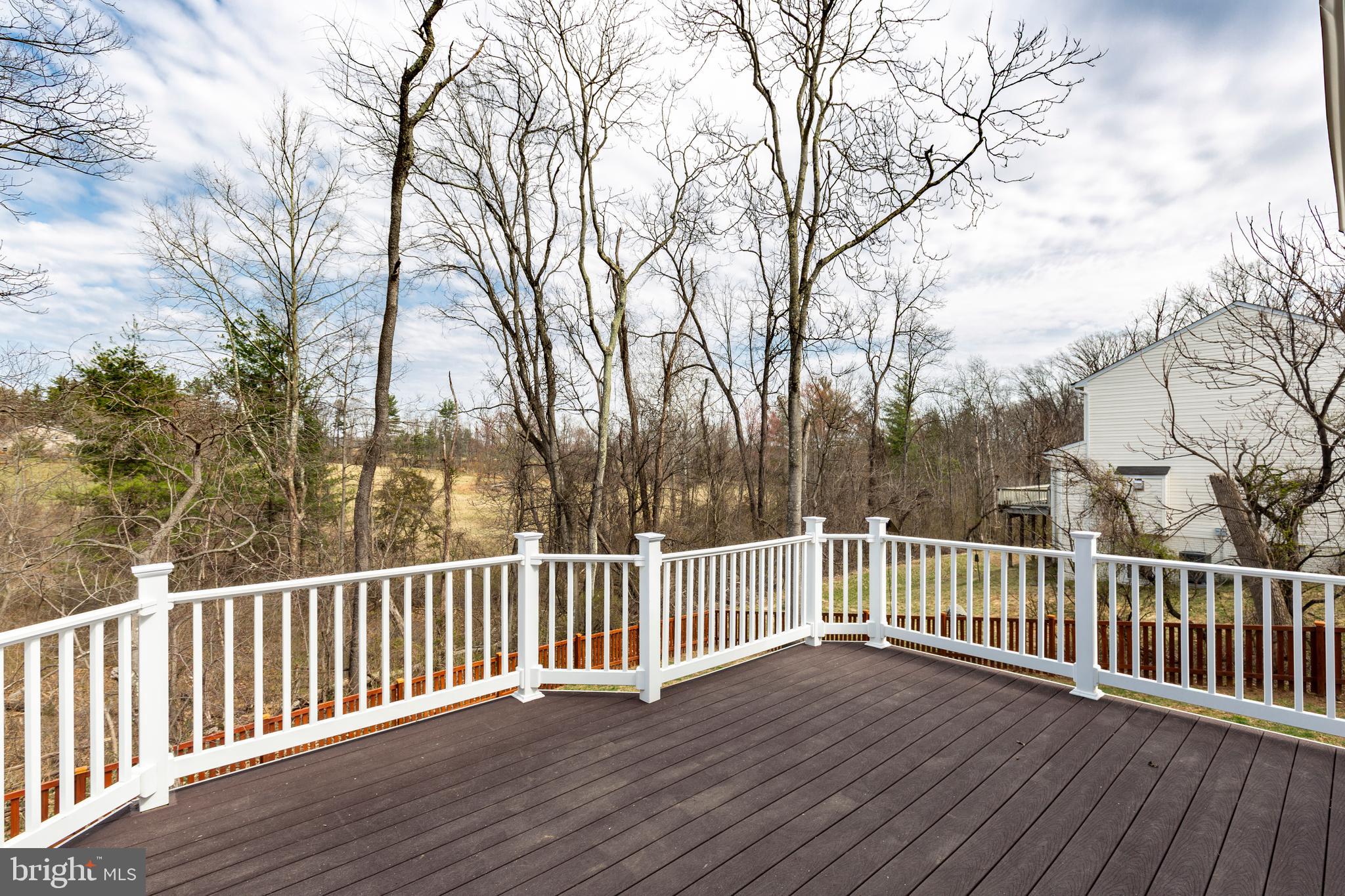 PEMBROOK WOODS - Residential