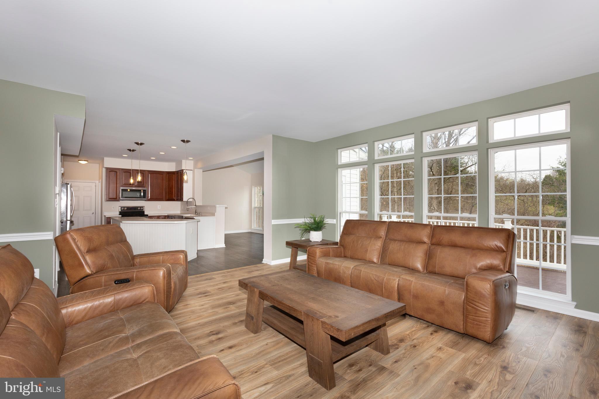 PEMBROOK WOODS - Residential