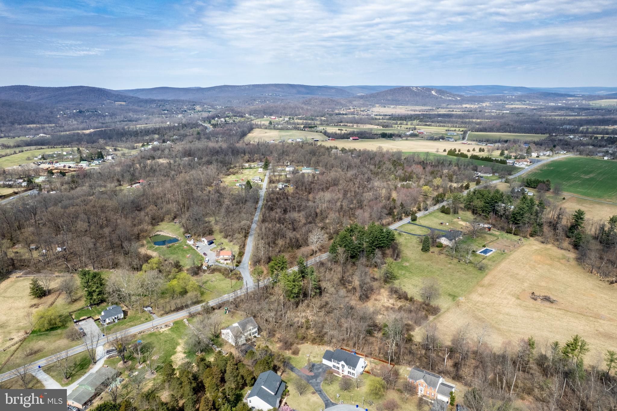PEMBROOK WOODS - Residential