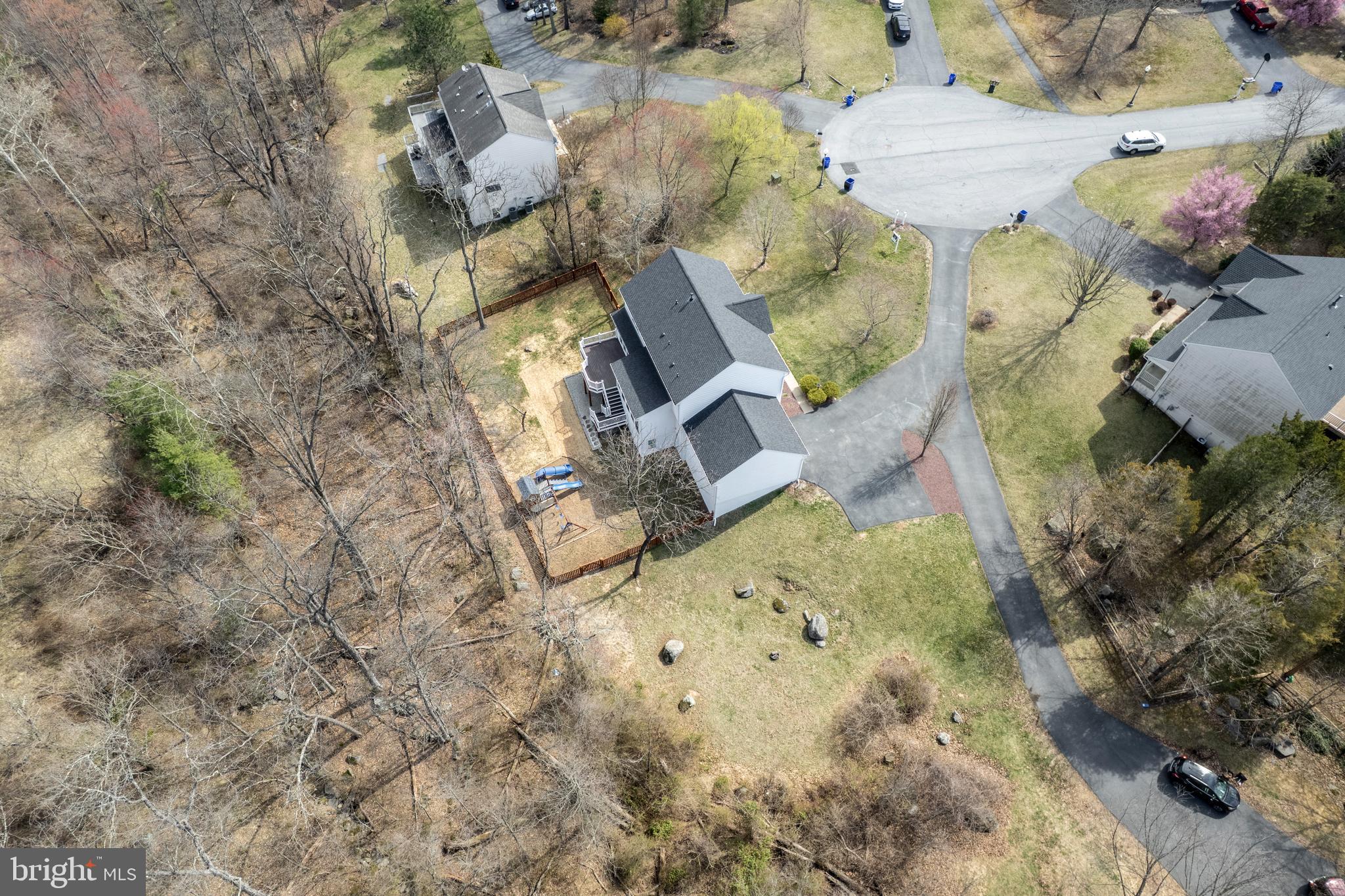 PEMBROOK WOODS - Residential