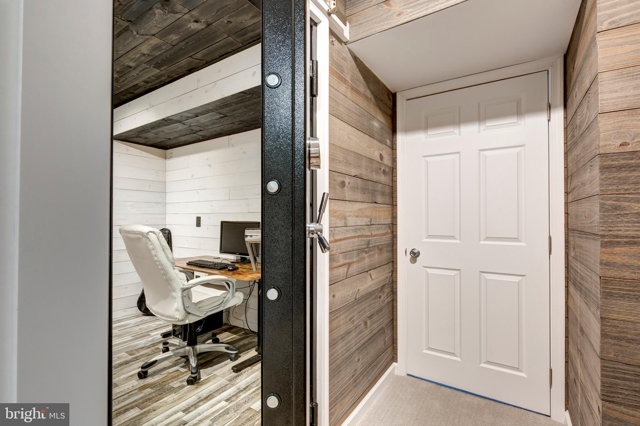 PEMBROOK WOODS - Residential