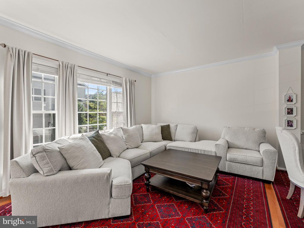 Photo of 21755 Ladyslipper Square, ASHBURN, VA 20147 (MLS # VALO2108616)
