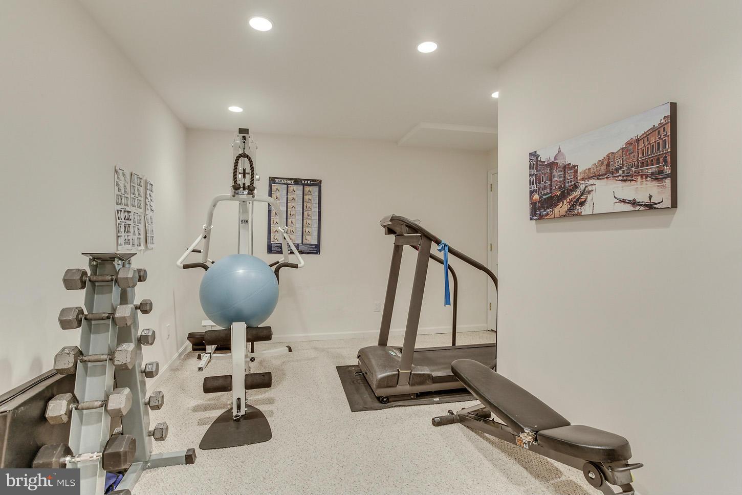 WESTMORELAND HILLS - Residential