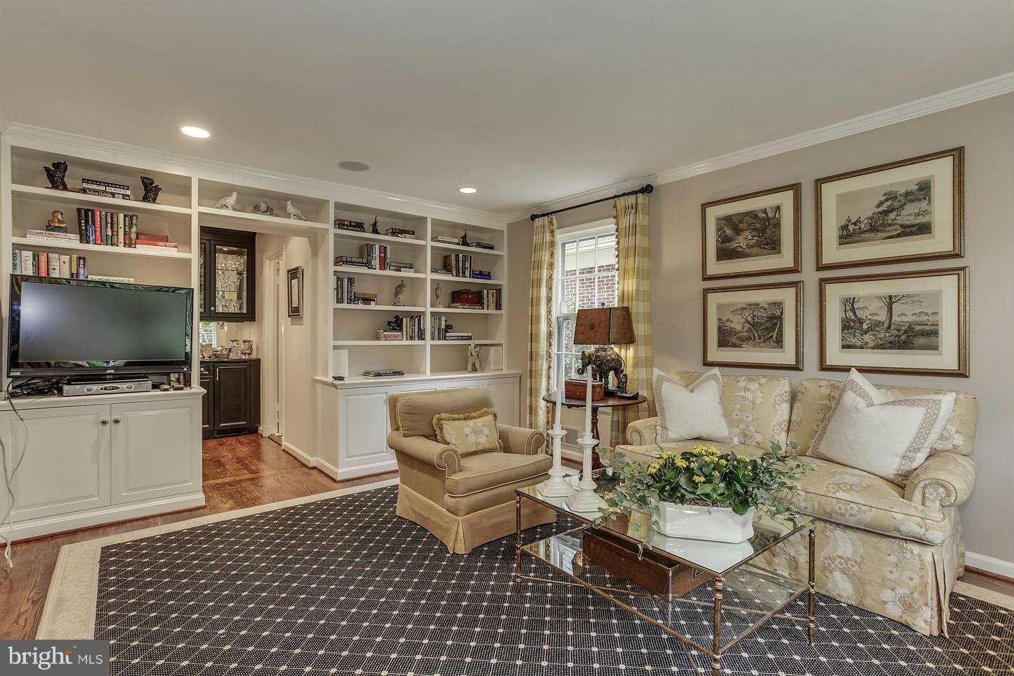 WESTMORELAND HILLS - Residential