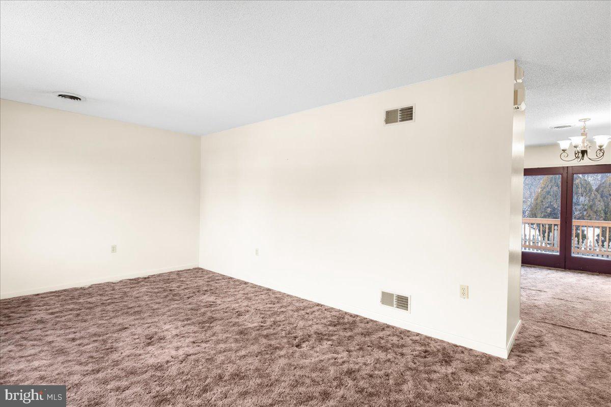 SYLVAN GROVE - Residential