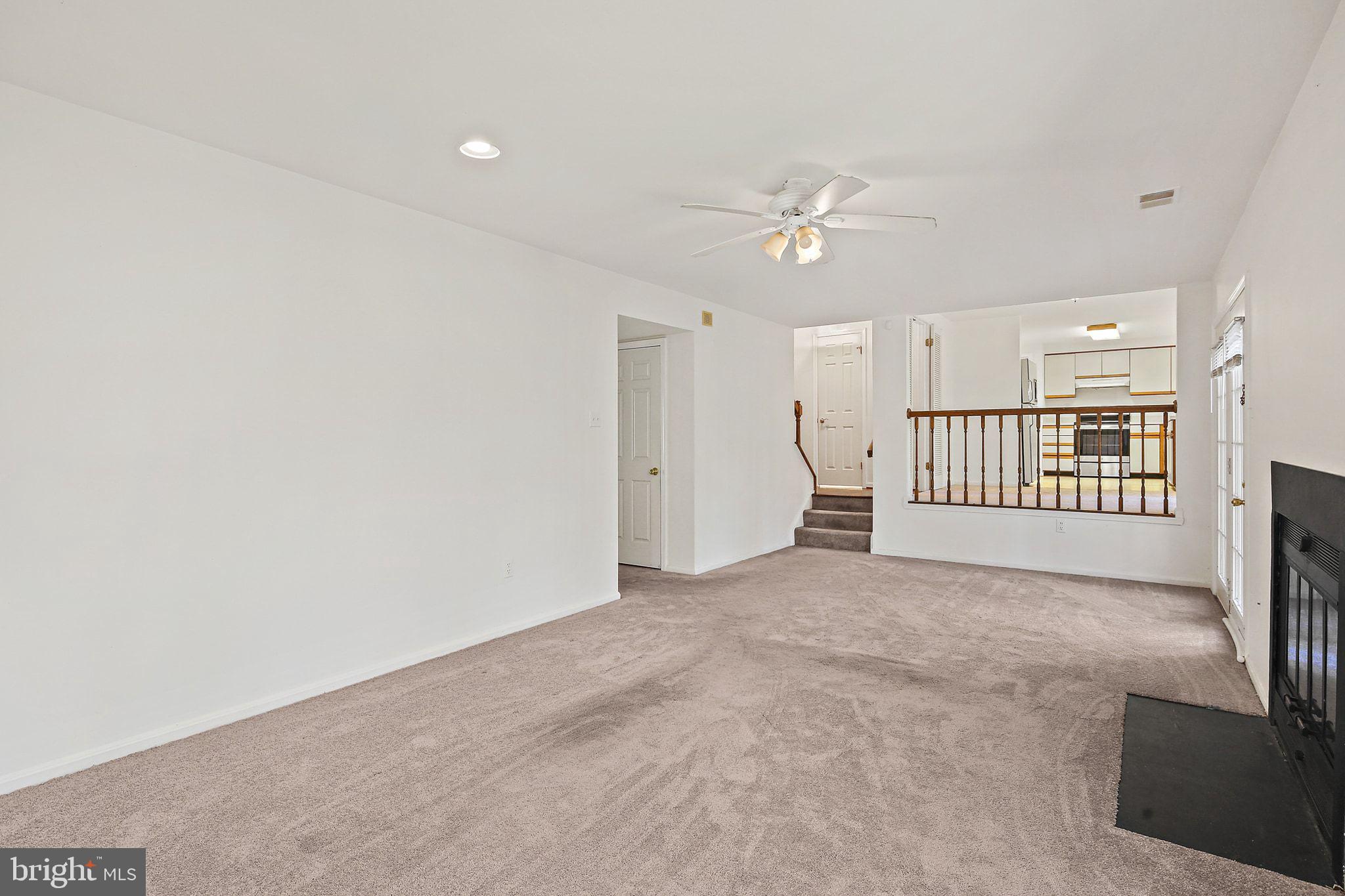 CLARY'S FOREST - Residential Lease