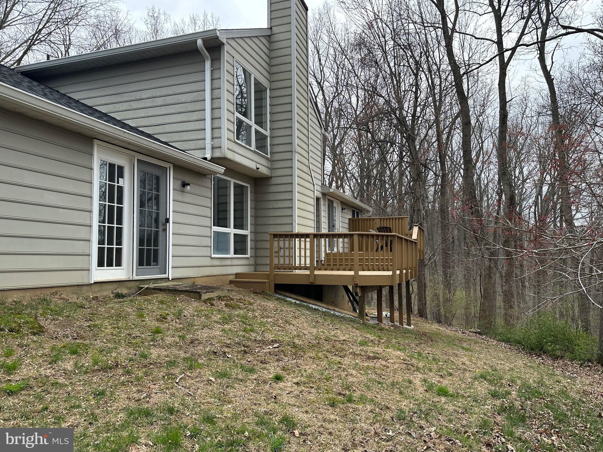 CLARY'S FOREST - Residential Lease