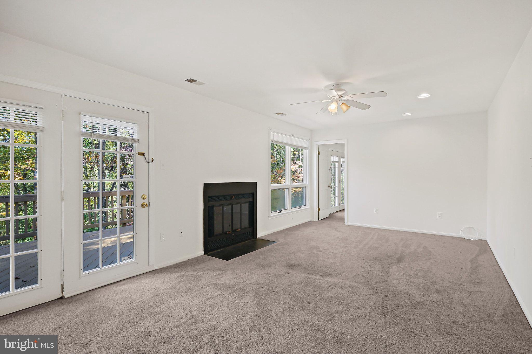 CLARY'S FOREST - Residential Lease