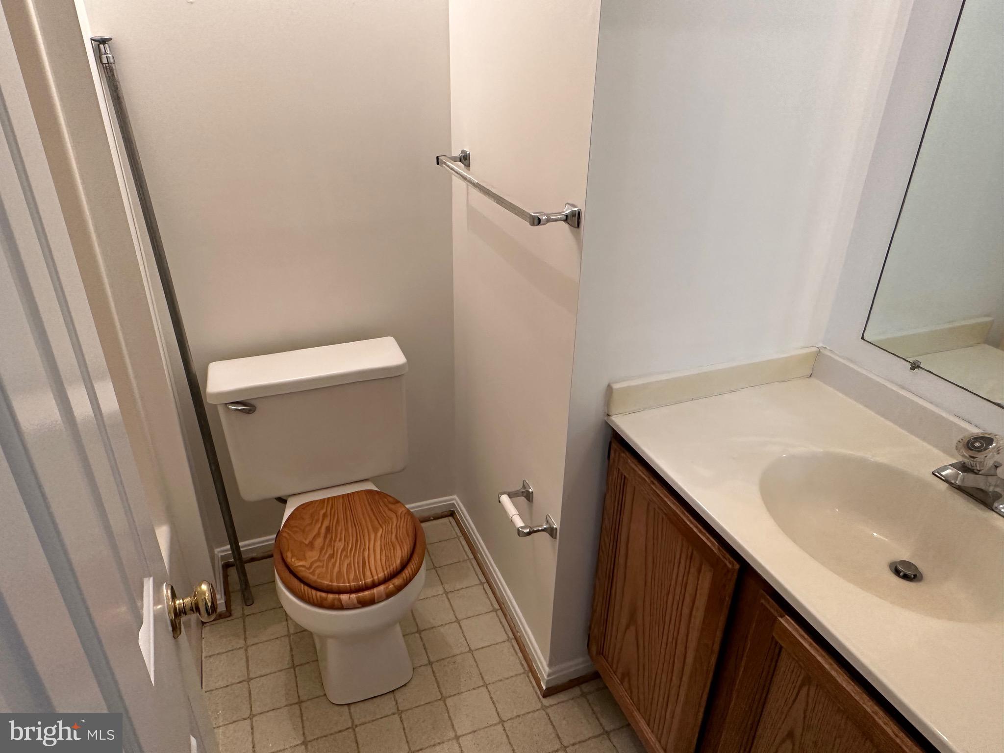 CLARY'S FOREST - Residential Lease