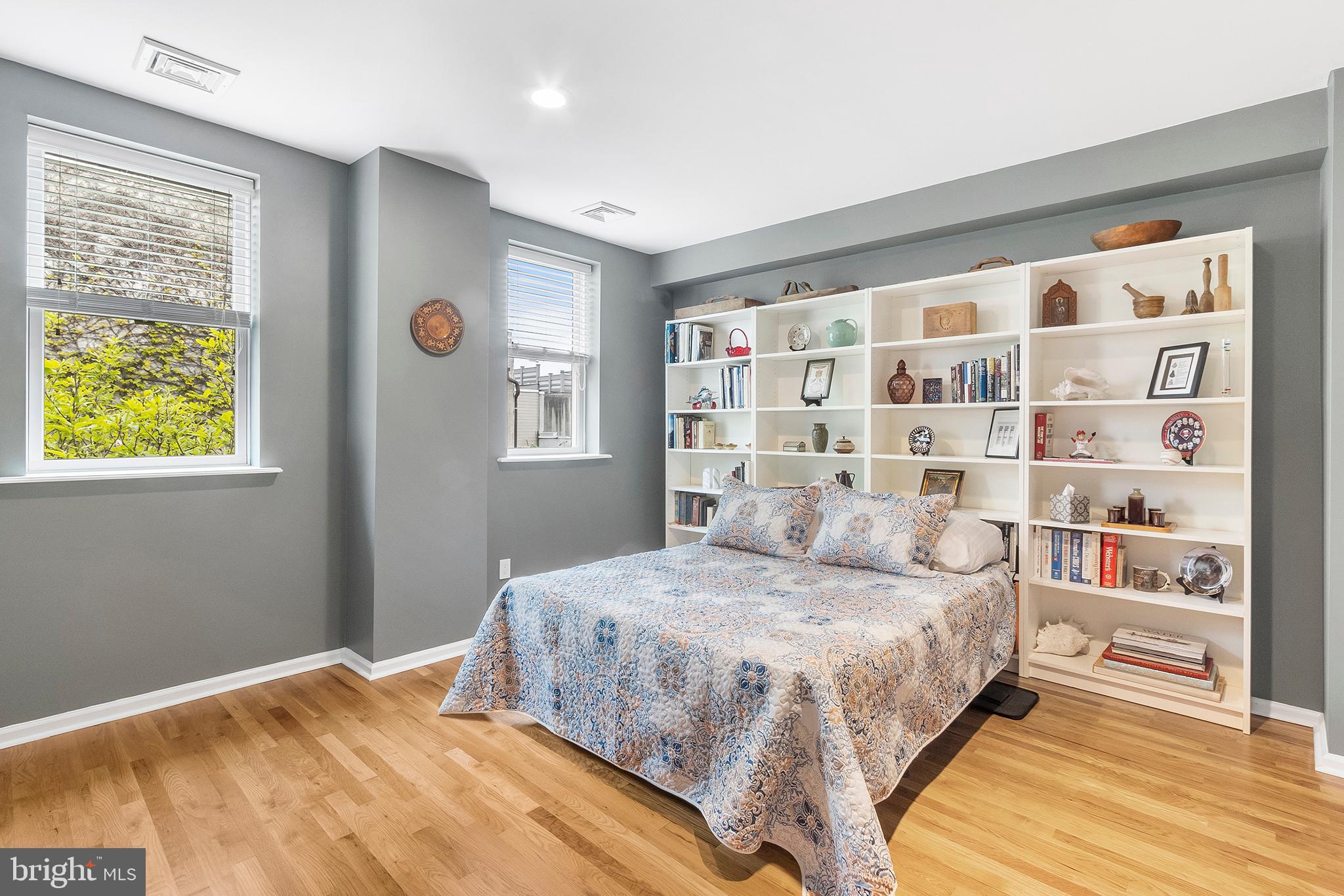 GRADUATE HOSPITAL - Residential