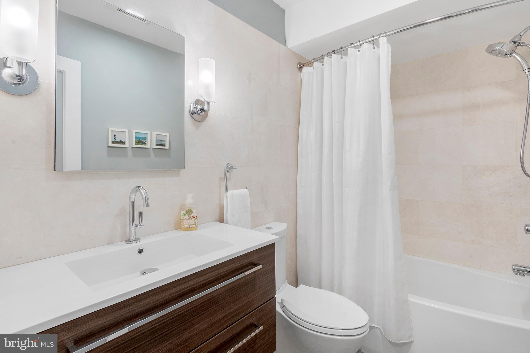 GRADUATE HOSPITAL - Residential