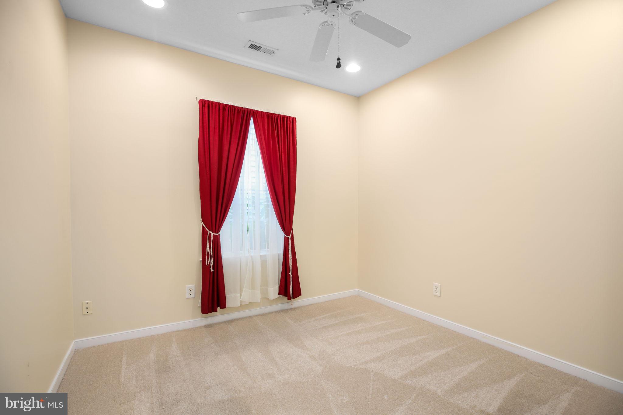 LEGACY WOODS - Residential