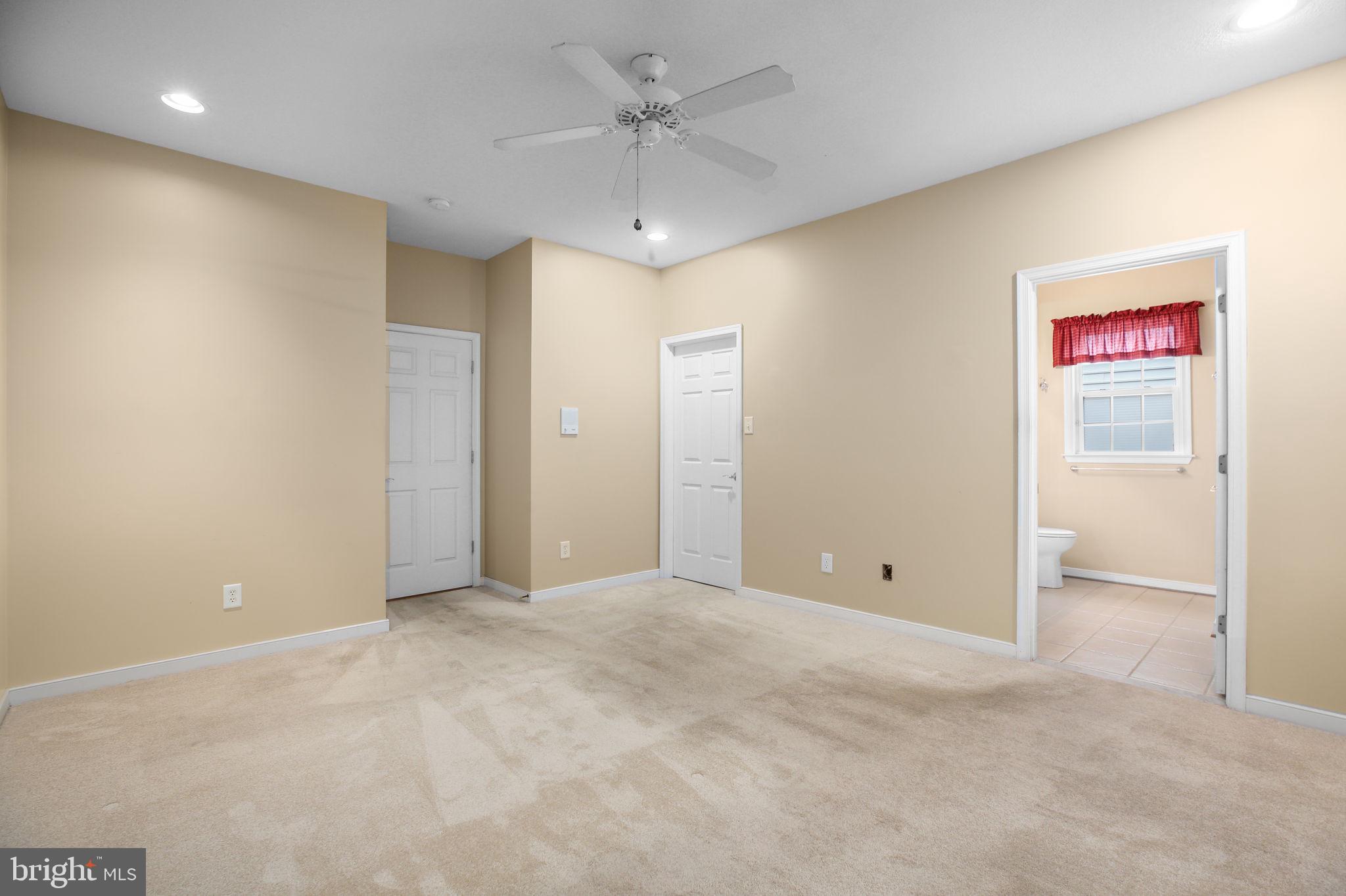 LEGACY WOODS - Residential