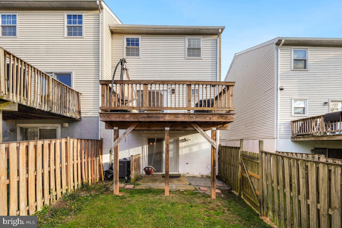 RICHARDSON MEWS - Residential