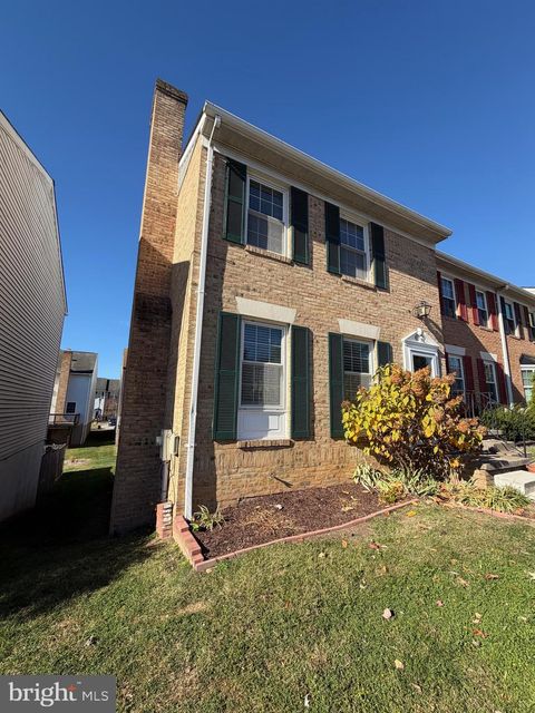 5712 RICHARDSON MEWS SQUARE HALETHORPE MD 21227