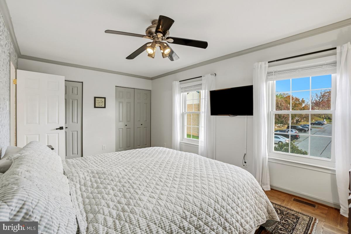 RICHARDSON MEWS - Residential