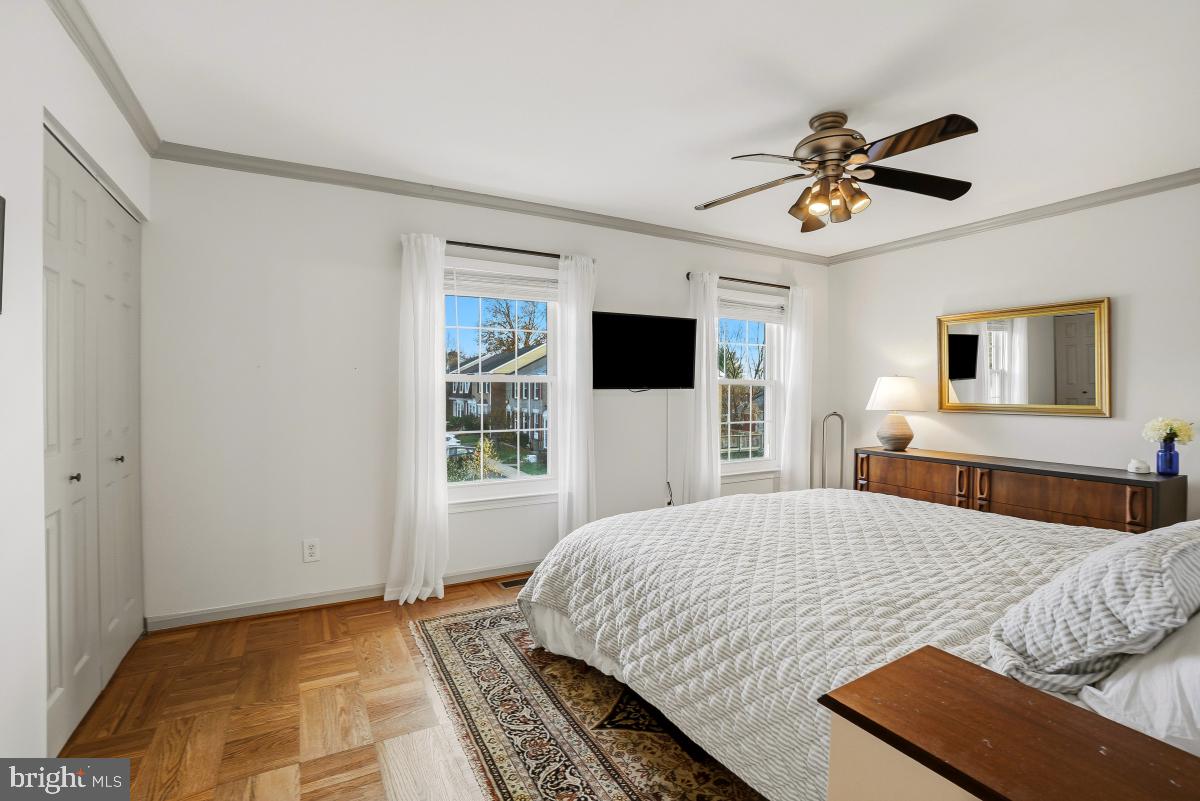 RICHARDSON MEWS - Residential