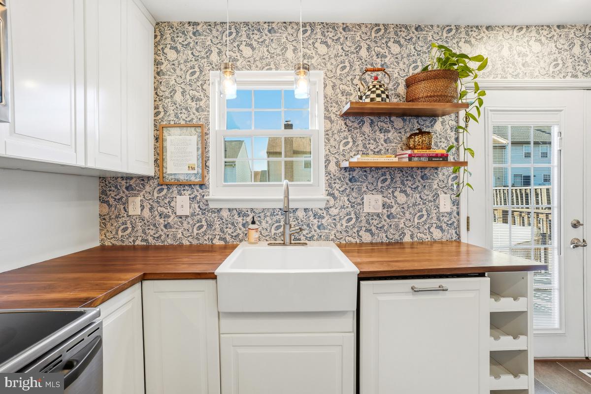 RICHARDSON MEWS - Residential