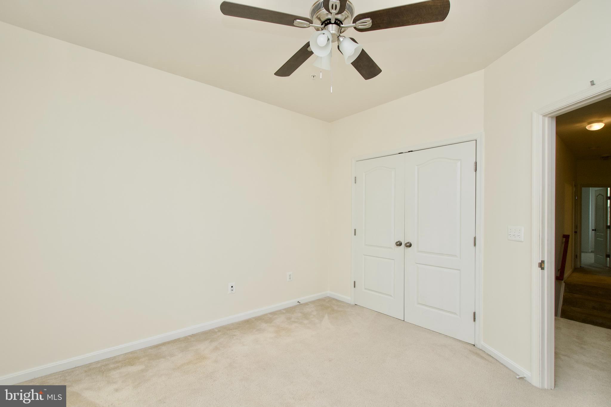 LINDEN ROW CONDOMINIUM - Residential Lease