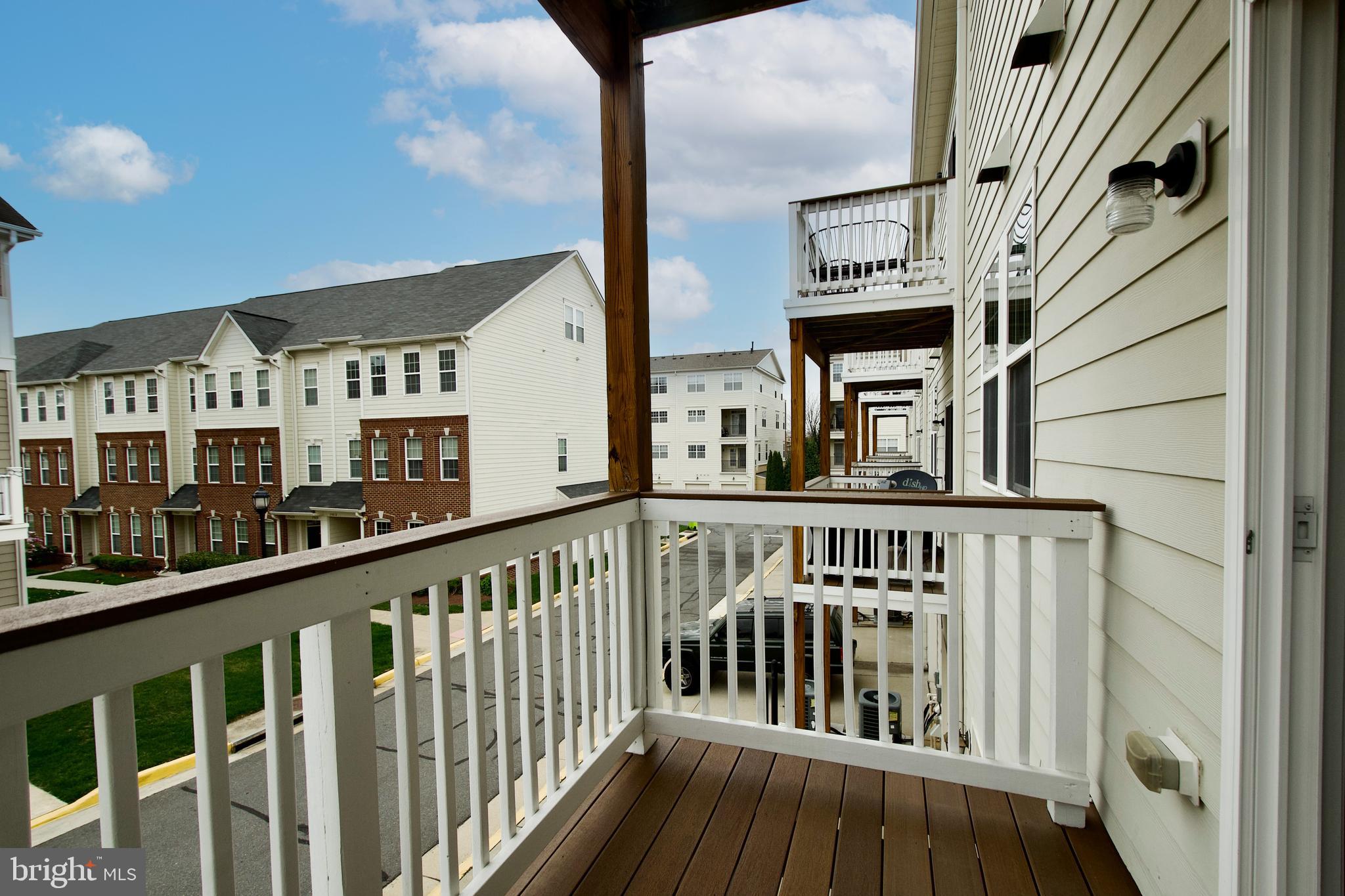 LINDEN ROW CONDOMINIUM - Residential Lease