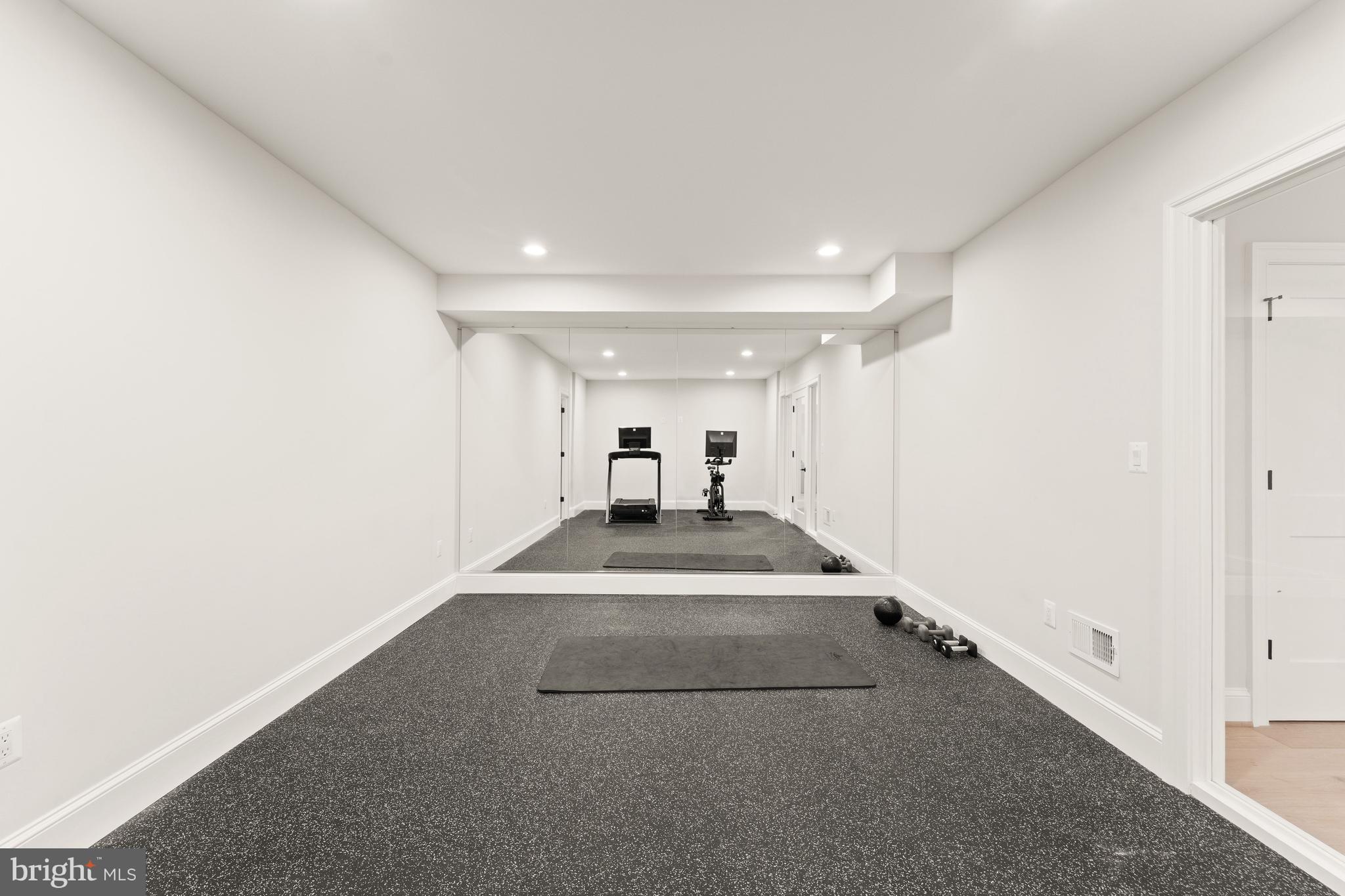 DOGWOODS - Residential