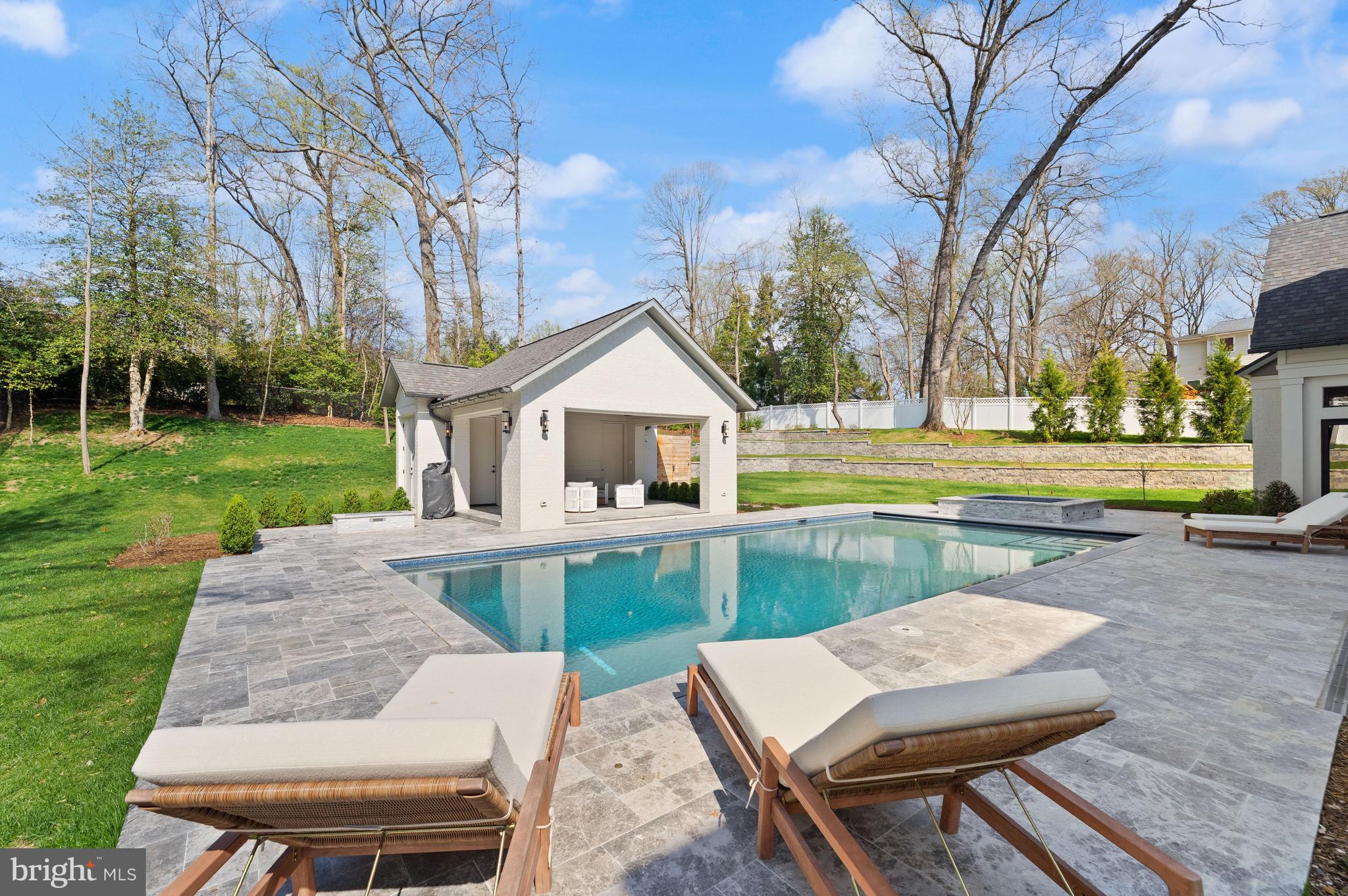 DOGWOODS - Residential