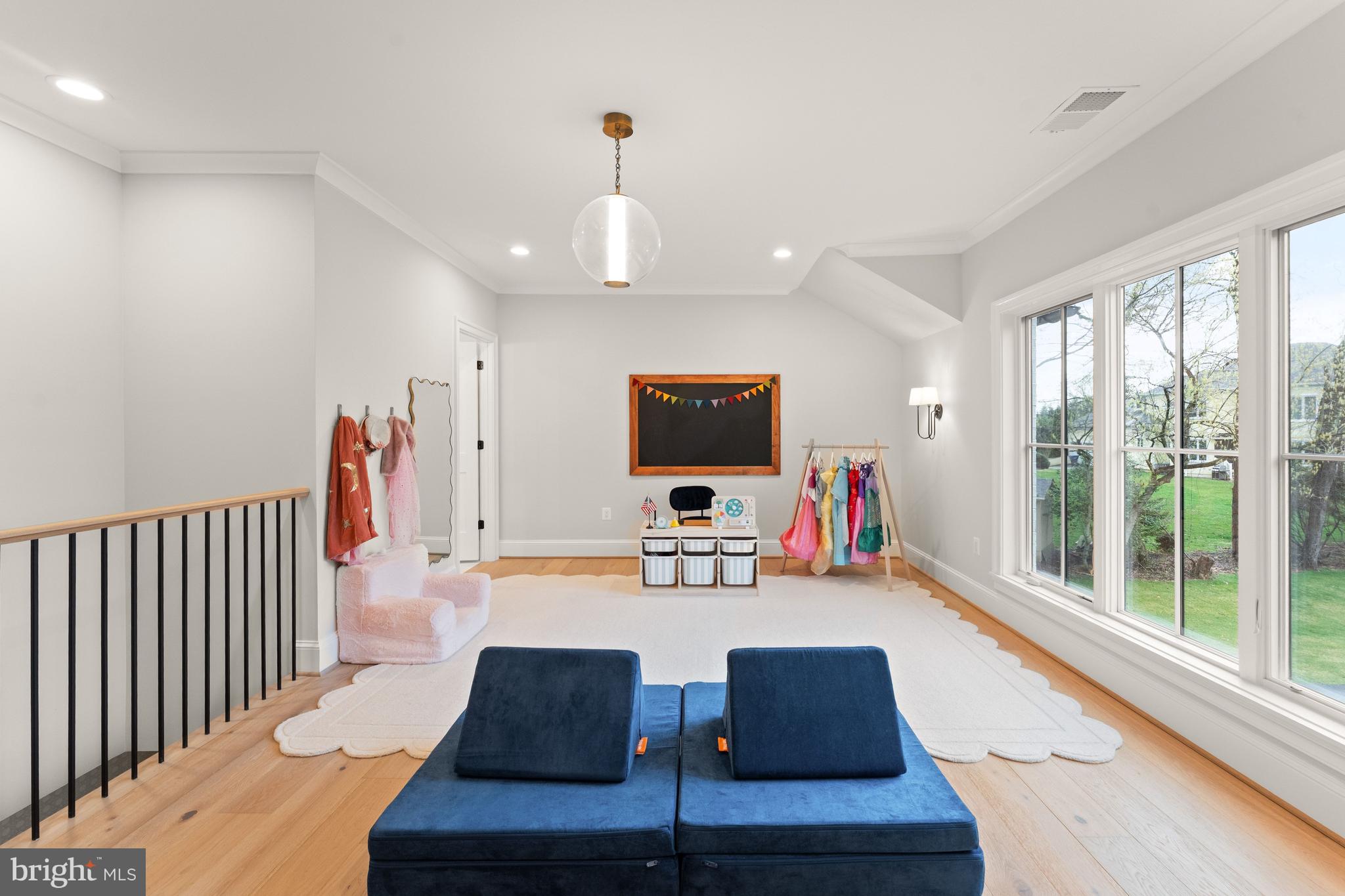 DOGWOODS - Residential