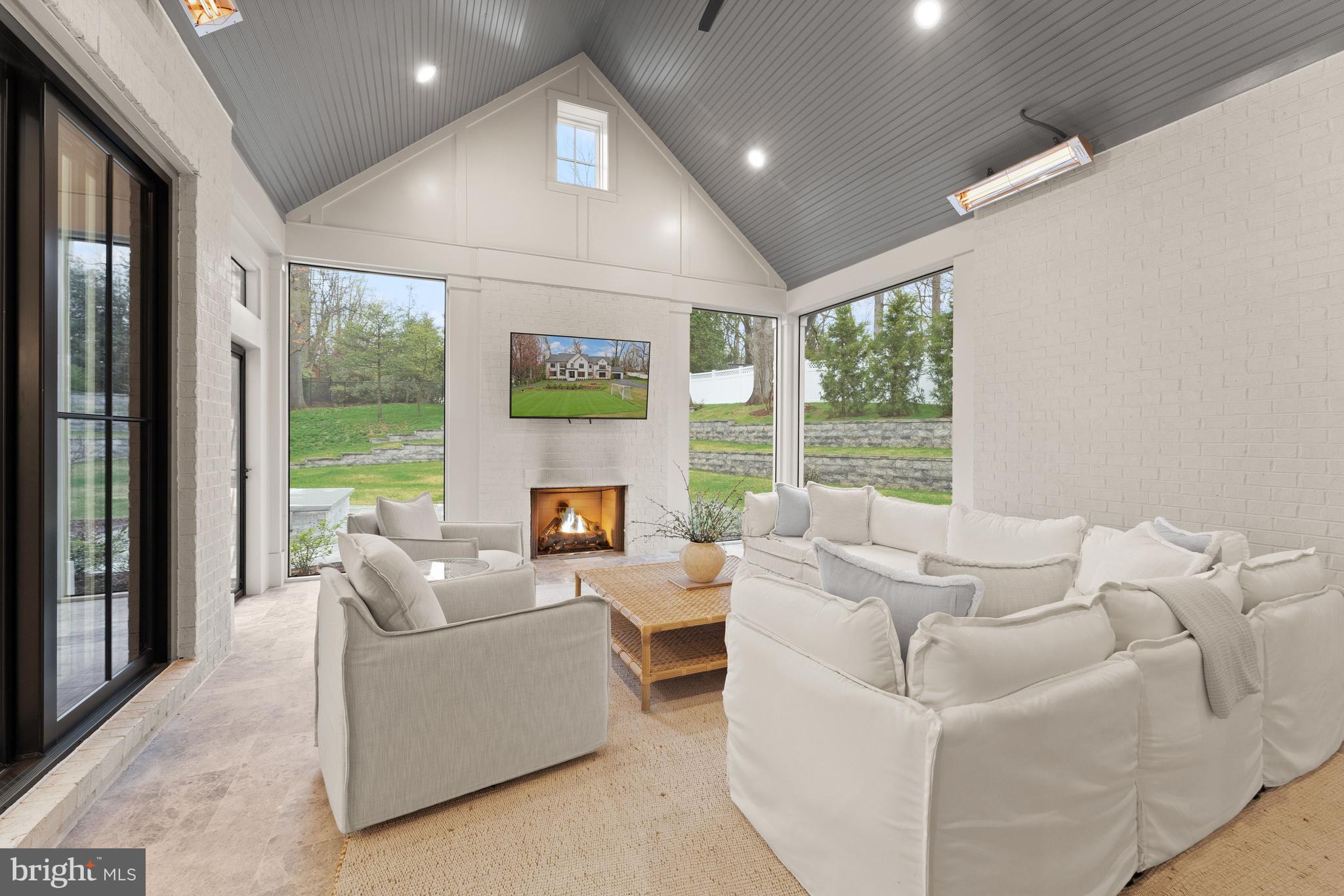 DOGWOODS - Residential