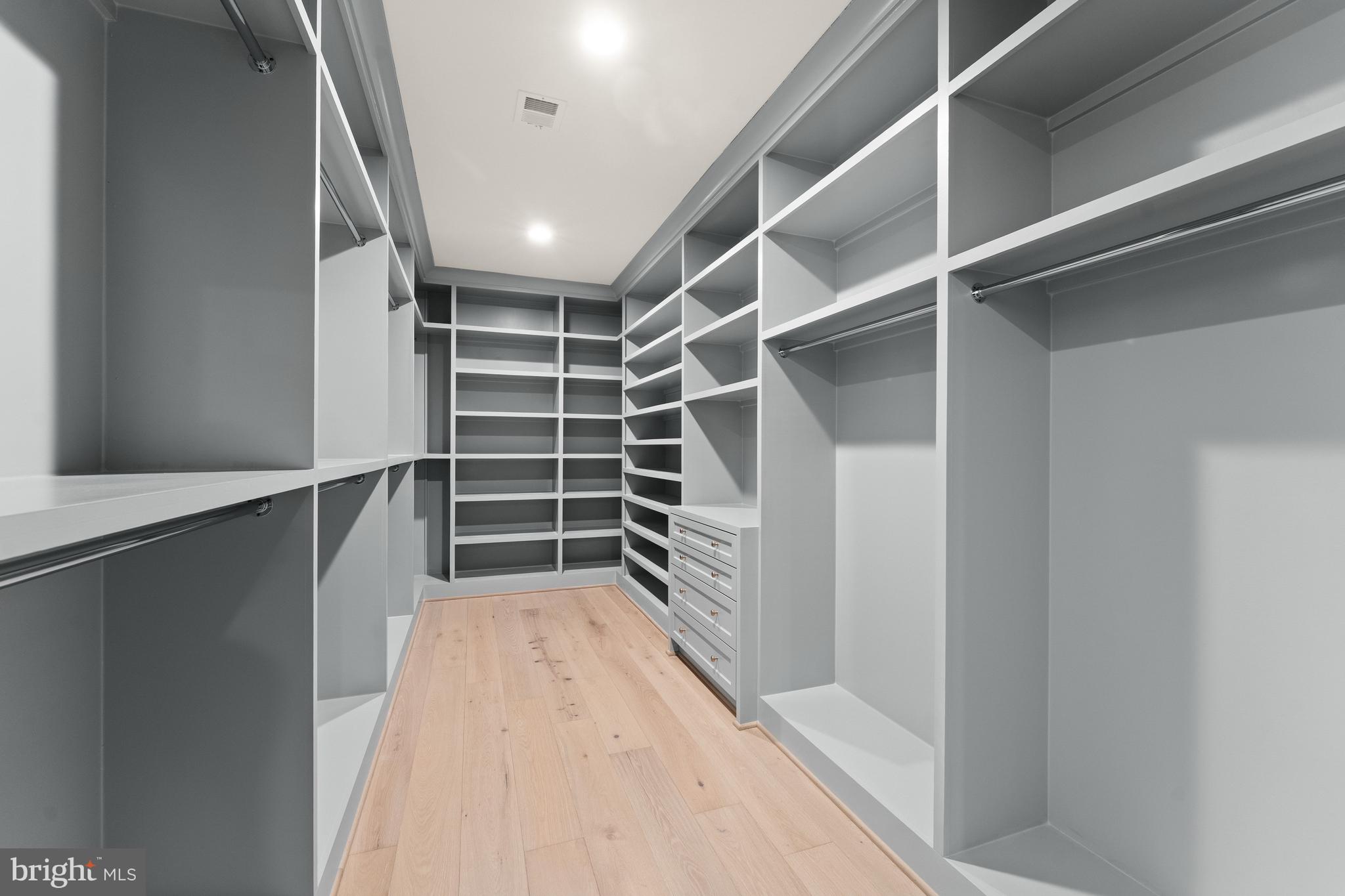 DOGWOODS - Residential