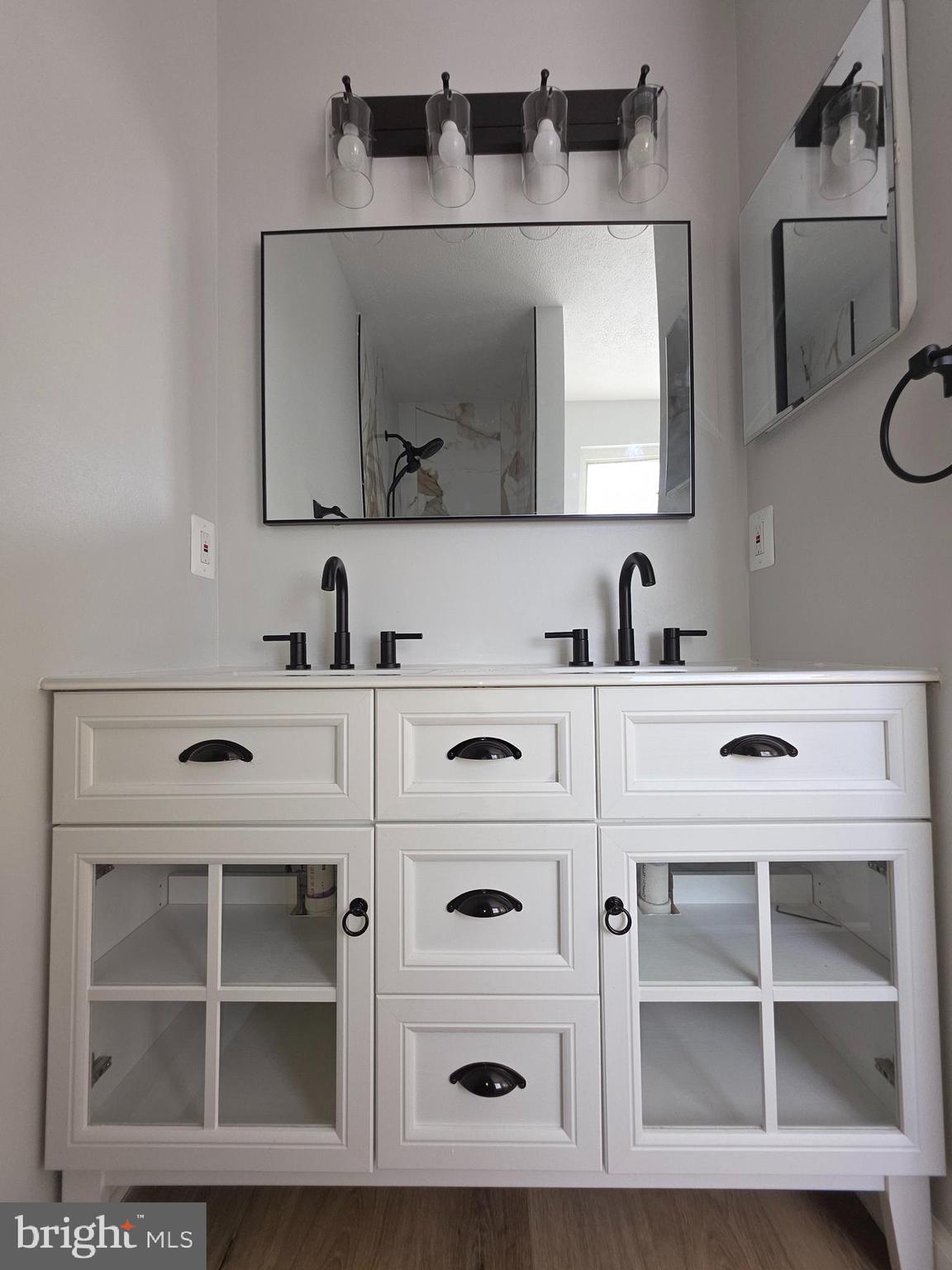 HICKORY FARMS - Residential