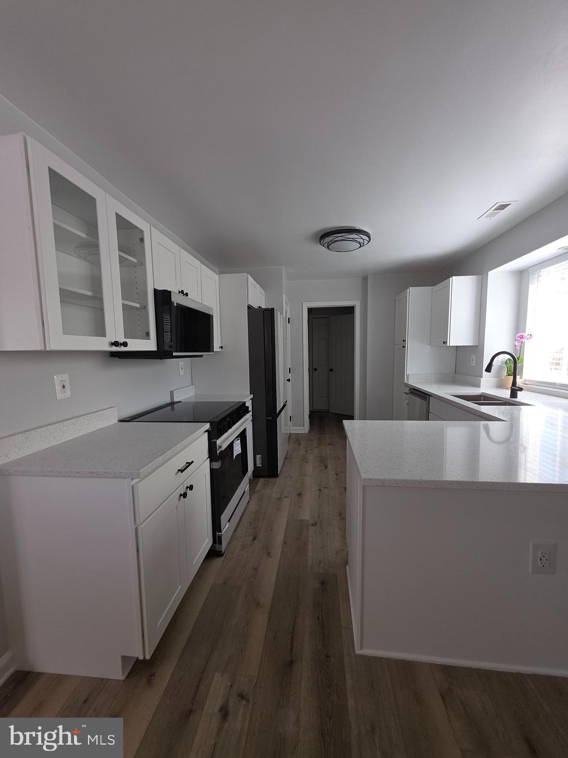 HICKORY FARMS - Residential