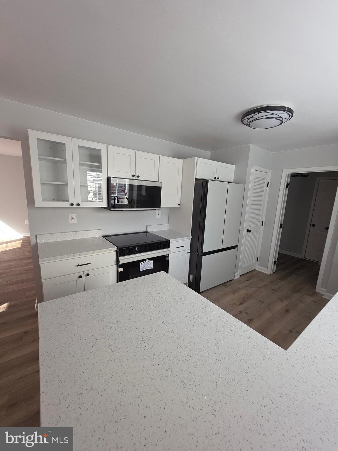 HICKORY FARMS - Residential