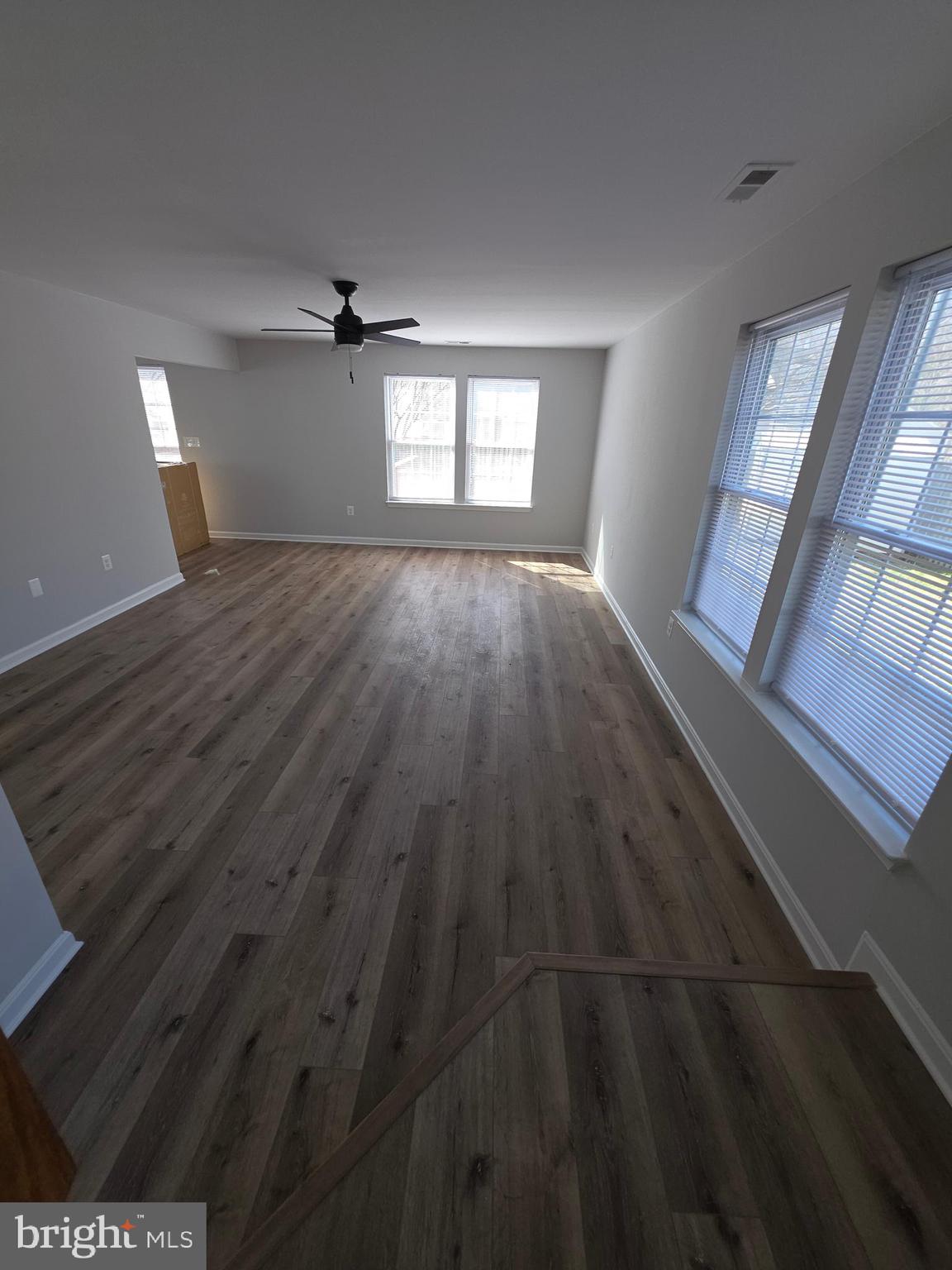 HICKORY FARMS - Residential