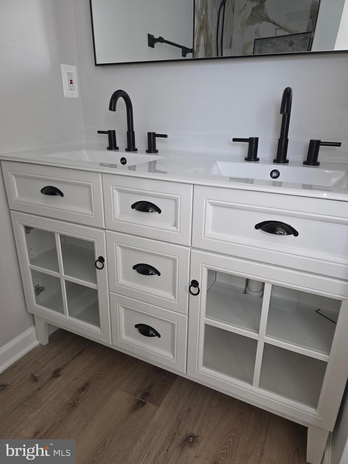 HICKORY FARMS - Residential