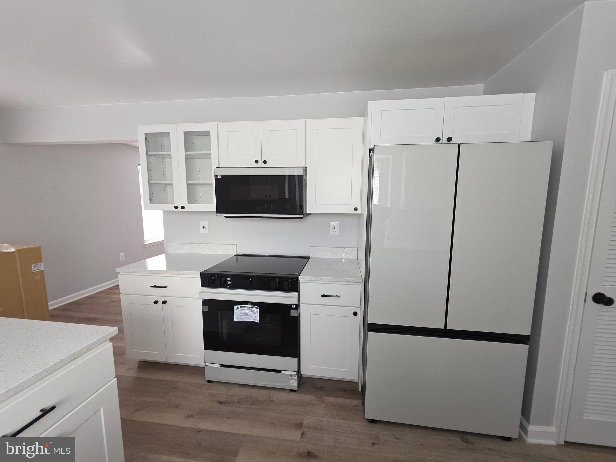 HICKORY FARMS - Residential