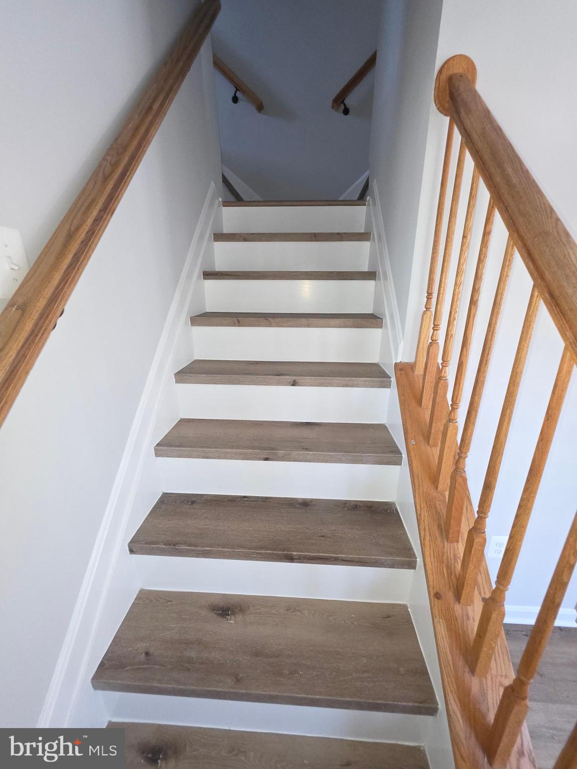 HICKORY FARMS - Residential